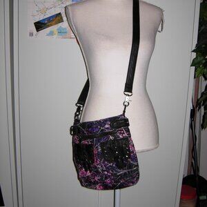 Monte Vista Muddy Girl Crossbody Handbag